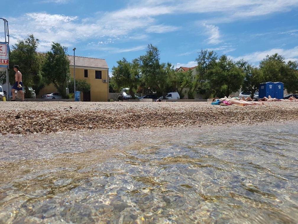 Beach Apartment Vami With Sea View Murter Dış mekan fotoğraf