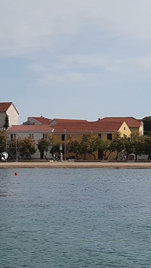 Beach Apartment Vami With Sea View Murter Dış mekan fotoğraf